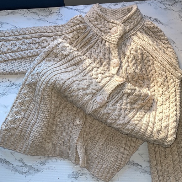 ARAN MÕR IRELAND 100% MERINO WOOL SWEATER WOMENS SIZE MEDIUM IN GREAT CO… - Picture 8 of 12